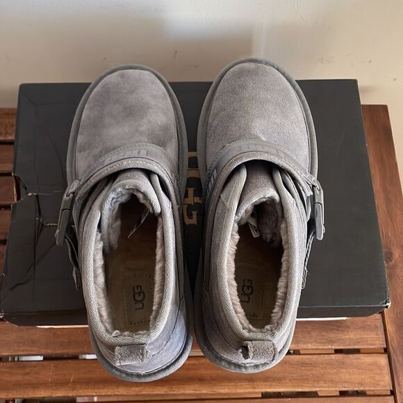 UGG Neumel SnapBack Shoes Metal USA Men Size 10/UK 9/EU 43 - Picture 7 of 15